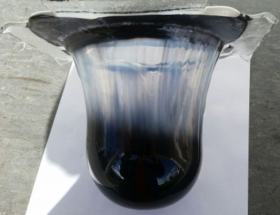 vase side - wide black strip on the blank