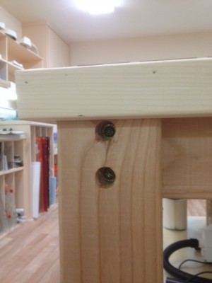 Workbench 3.JPG (86.54 KiB) Viewed 38369 times Leg Attachment Detail
