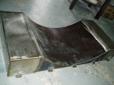 phpNJzWzdPM.jpg (46.75 KiB) Viewed 47625 times Mold is 50 inchs x 20 inchs x 8 inchs deep. Just enough room in Euclid Kiln but we will have to put bricks all the way around the outside to raise the roof up .